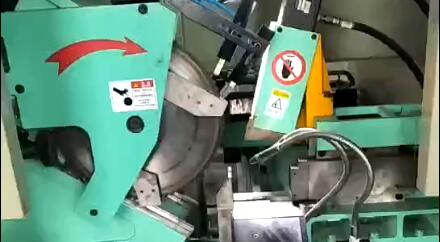 亨運(yùn)冷鋸機(jī)快速切割實(shí)心圓鋼視頻展示